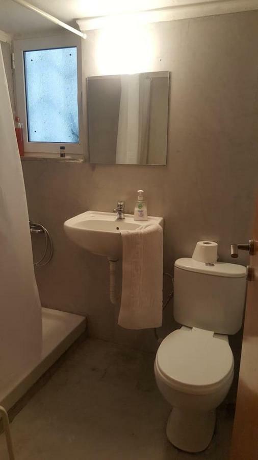 Apartment By Sepolia Metro-Ησυχη Γκαρσονιερα Κοντα Στο Μετρό Athén Kültér fotó